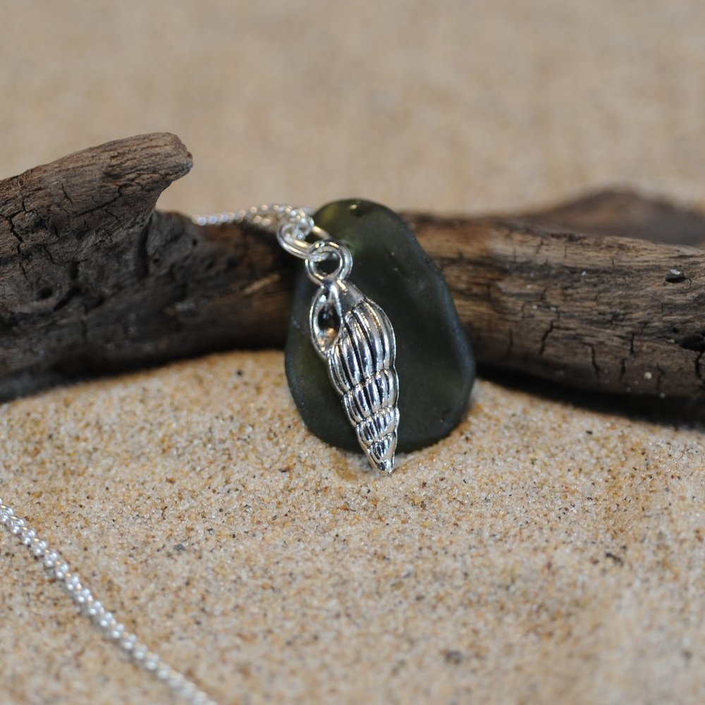 Teal Seashell Sea Glass Pendant Necklace